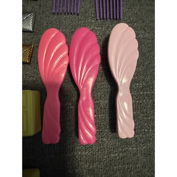 Barbie‎ - Lot Of 12 Accessories - Picture 4 of 5